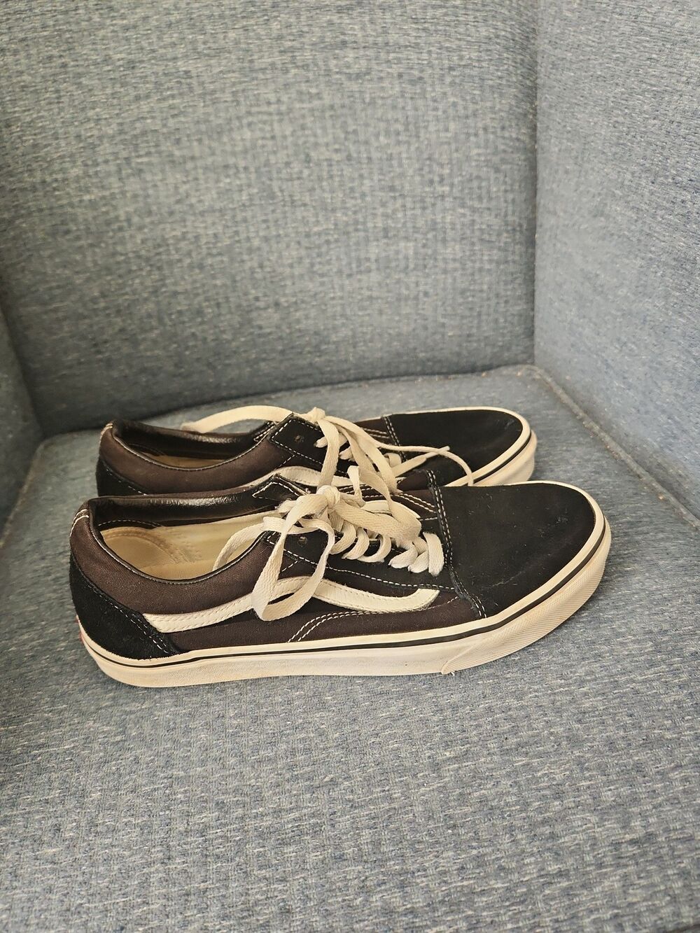 Vans Old Skool Skater Shoes Black & White Men's 8.5 Women's 10